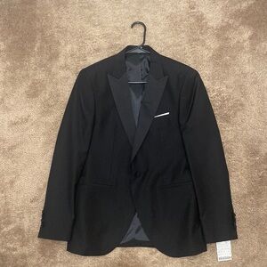 BRAND NEW Parez Turkish Tuxedo